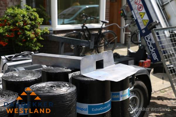 Dakbedekkingsmateriaal en dakgoot onderdelen in Westland Dakbedekkingsmateriaal en dakgoot onderdelen in Westland